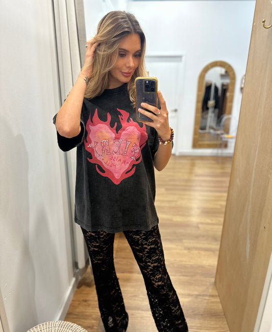 Fiery Oversize Snow Tee by Maku