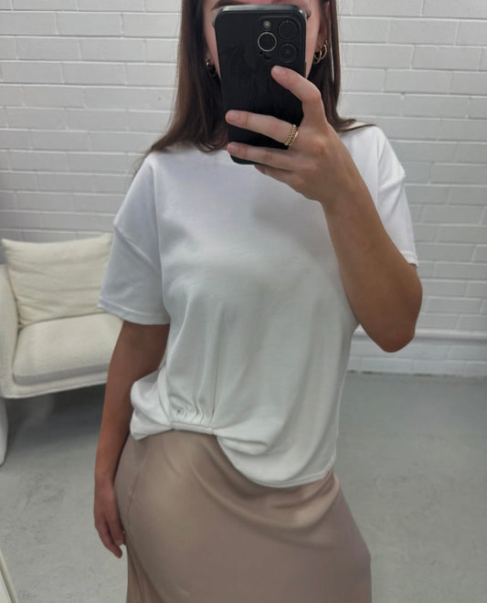 Easy Tuck Tee