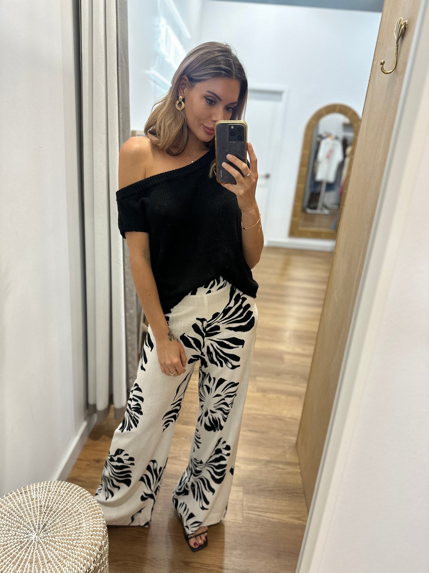 Emmy Off The Shoulder Knit - Black