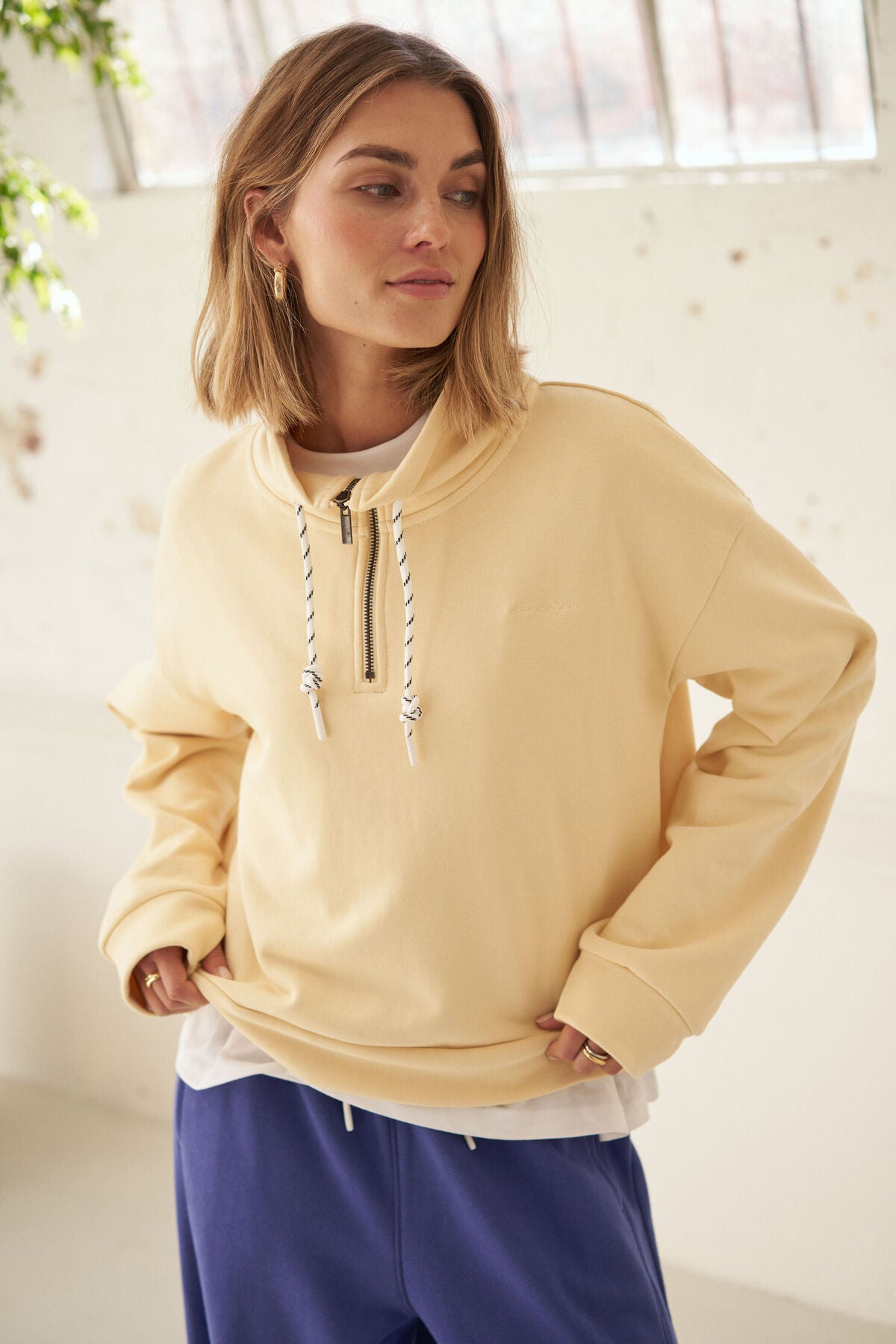 Eva Sporty Half Zip by Artikle Clothing